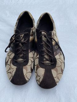 Woman’s Coach sneakers 