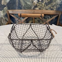 Farmhouse Antique Egg Basket 