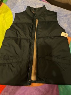 Chaleco nuevo size 14-16