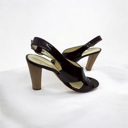 Bettye Muller Patent Leather Open Toe Sling Back  Strap Designer Shoes Wood Heel in Size 38M 