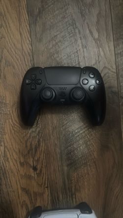 PlayStation 5 Controller (slight Left Stick Drift) (Van Nuys) 