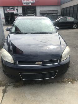 2011 Chevy Impala 122k $2600