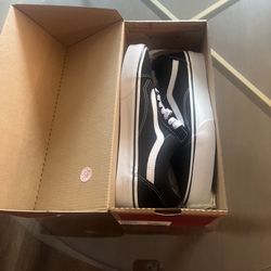 Vans Old Skool Black And White 