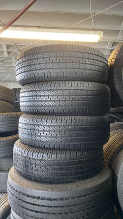 245/70R16 Marca Dextero Usadas En Muy Buenas Condiciónes De Vida
