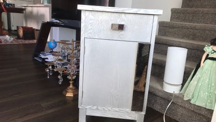 Silver Colour Night Stands With Drawer 