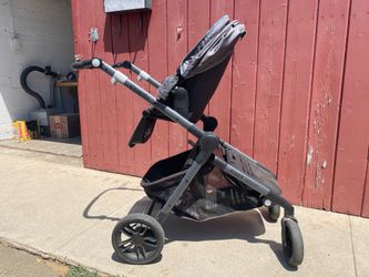 Evenflo Pivot Troop Dog/Baby Stroller