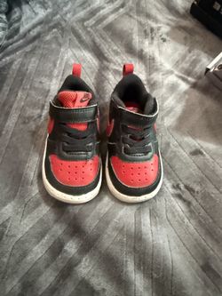 Red Black Nikes 4c Toddler