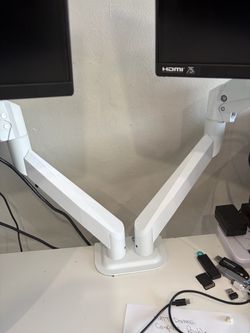 Sceptre Dual curved 27in monitors with mount