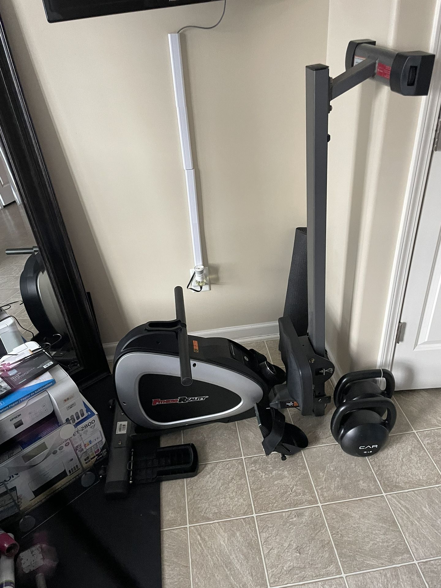 Fitness Reality Rowing Machine $120 ( Ready For Pick Up )
