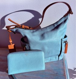 Fossil Leather Purse with wallet/clutch