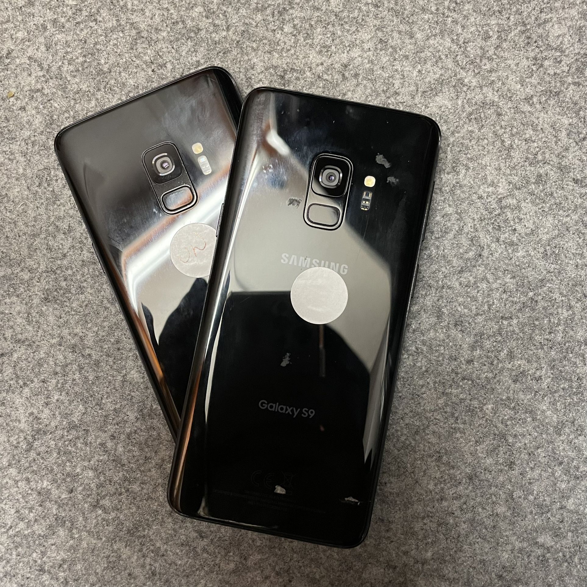 Samsung Galaxy S9 | Unlocked | Comes with store warranty| Free Cable & Charger | Unlocked | Comes with store warranty| Free Cable & Charger