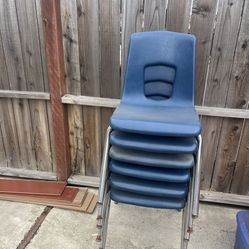 6 Chairs Good Condition 