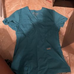 Nursing Scrubs 