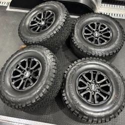 Ford F-150 Raptor 17'' OEM Black Factory Wheels 35'' KO2 Tires Rims 