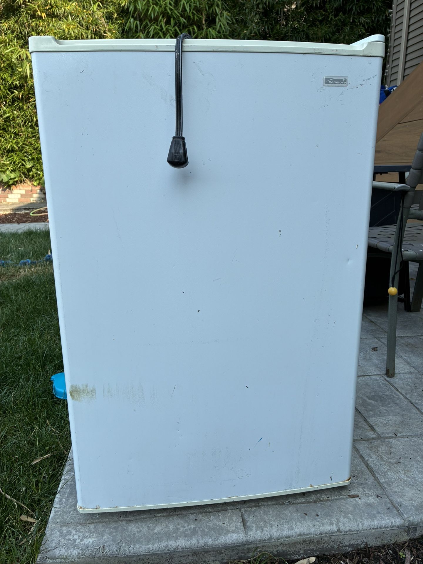 Upright Freezer- Works Great!