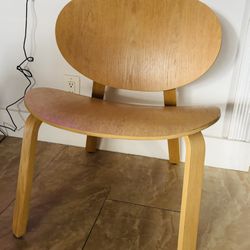 IKEA ACCENT CHAIR 