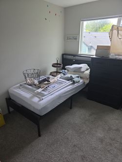 Solid twin frame and mattress