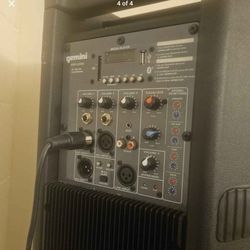 Speaker With Microphone And Stand