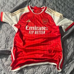 Adidas Arsenal 23/24 authentic Home Jersey size s/m