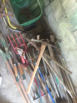 All types of garden tools