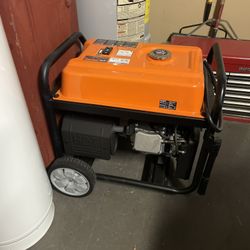 GENMAX PORTABLE GENERATOR
