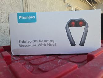 Phansra Shiatsu 3D Rotating Neck Massager with Heat