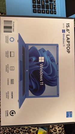 Lap top 15.6 “ windows 11