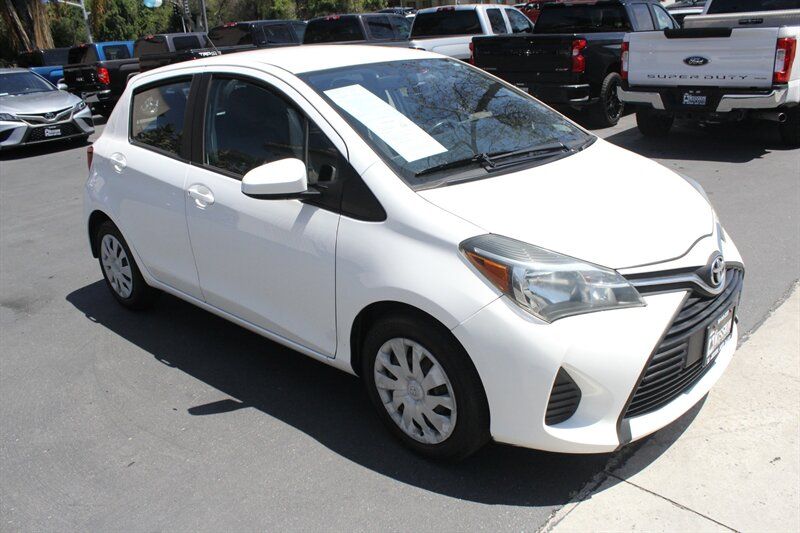 2015 Toyota Yaris 5-Door L