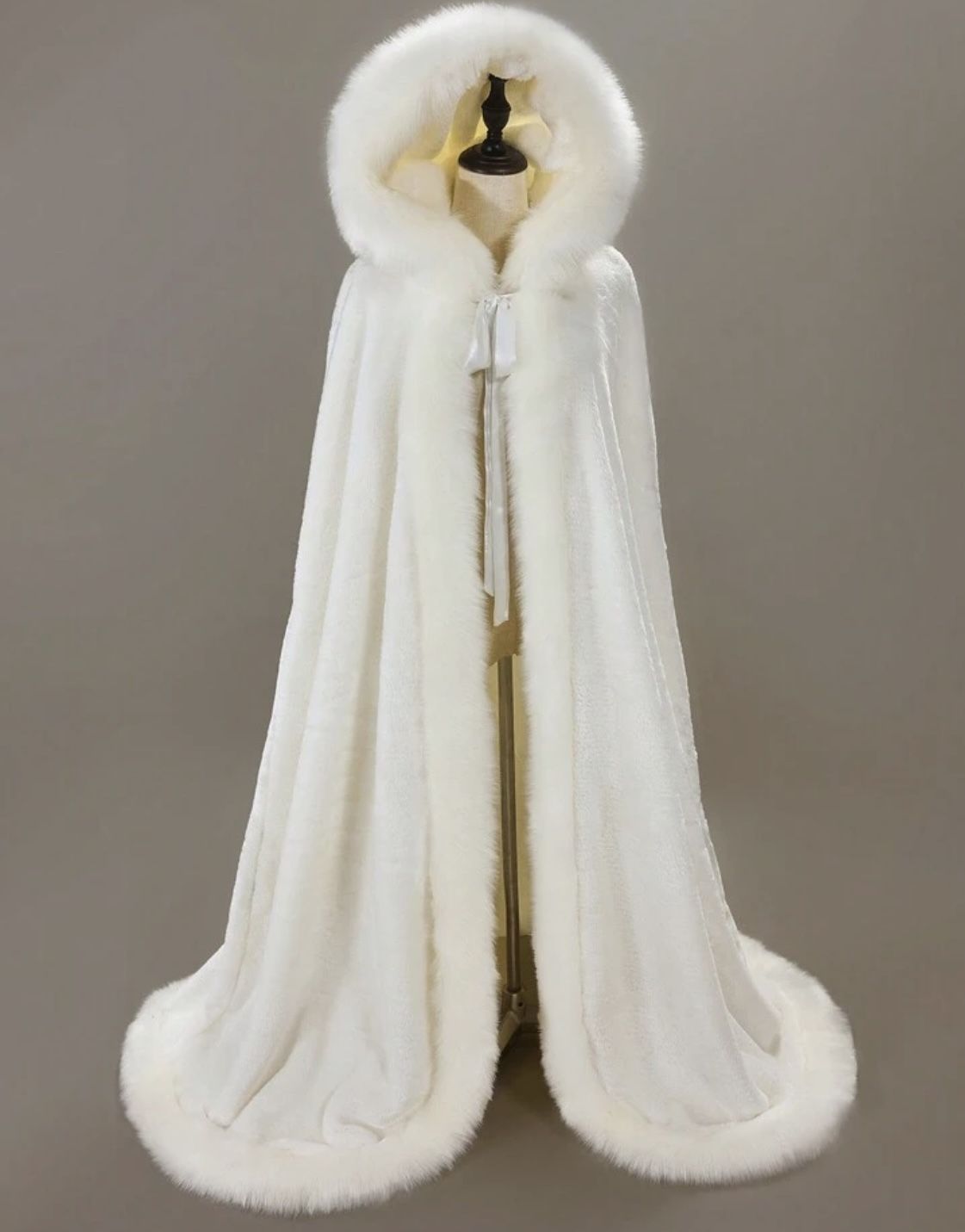 Women's Winter Hooded Cloak for Bride Wedding Party Cape with Fur Trim