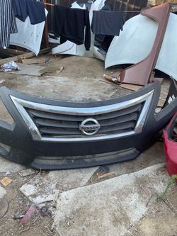 Nissan Bumper
