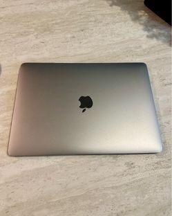 MacBook Pro M1 512GB 13 inch screen Excellent Condition