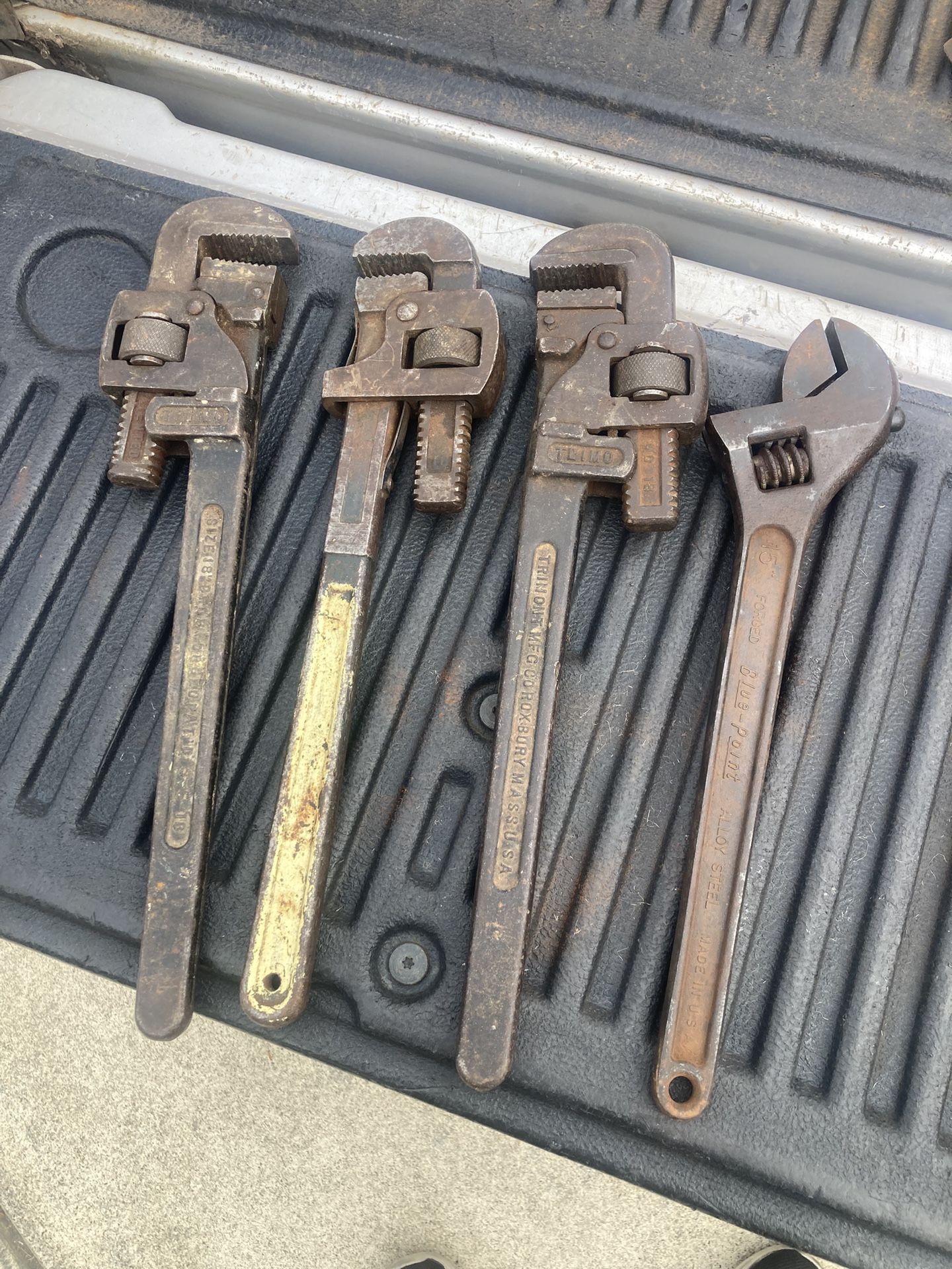 18” Pipe Wrenches Vintage (each)