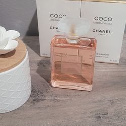 Excellent Quality Of Perfumes 