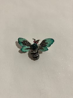 Vintage bumble bee pin brooch
