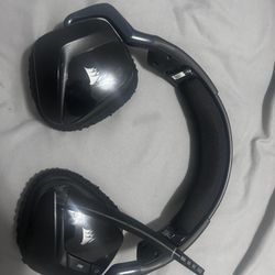 Gaming Headset Like New 