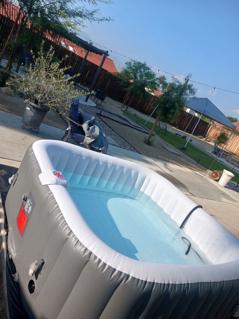 Jacuzzi /hot Tub
