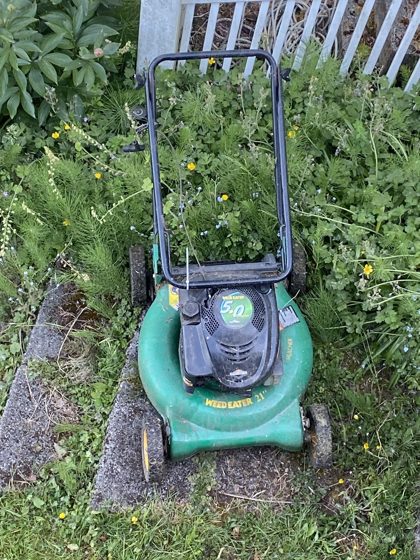 Free lawn Mower 5hp 21” for Sale in Bellevue, WA OfferUp