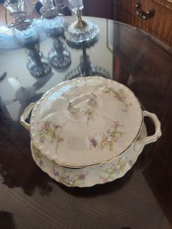 Vintage Porcelain Soup Tureen