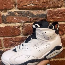 Jordan 6 Reverse Oreo Size 8