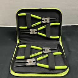 Matco Tools 4PC Snap Ring Plier Set In Soft Case SPRS45