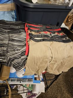8 Pairs of Boys Hanes Underwear New