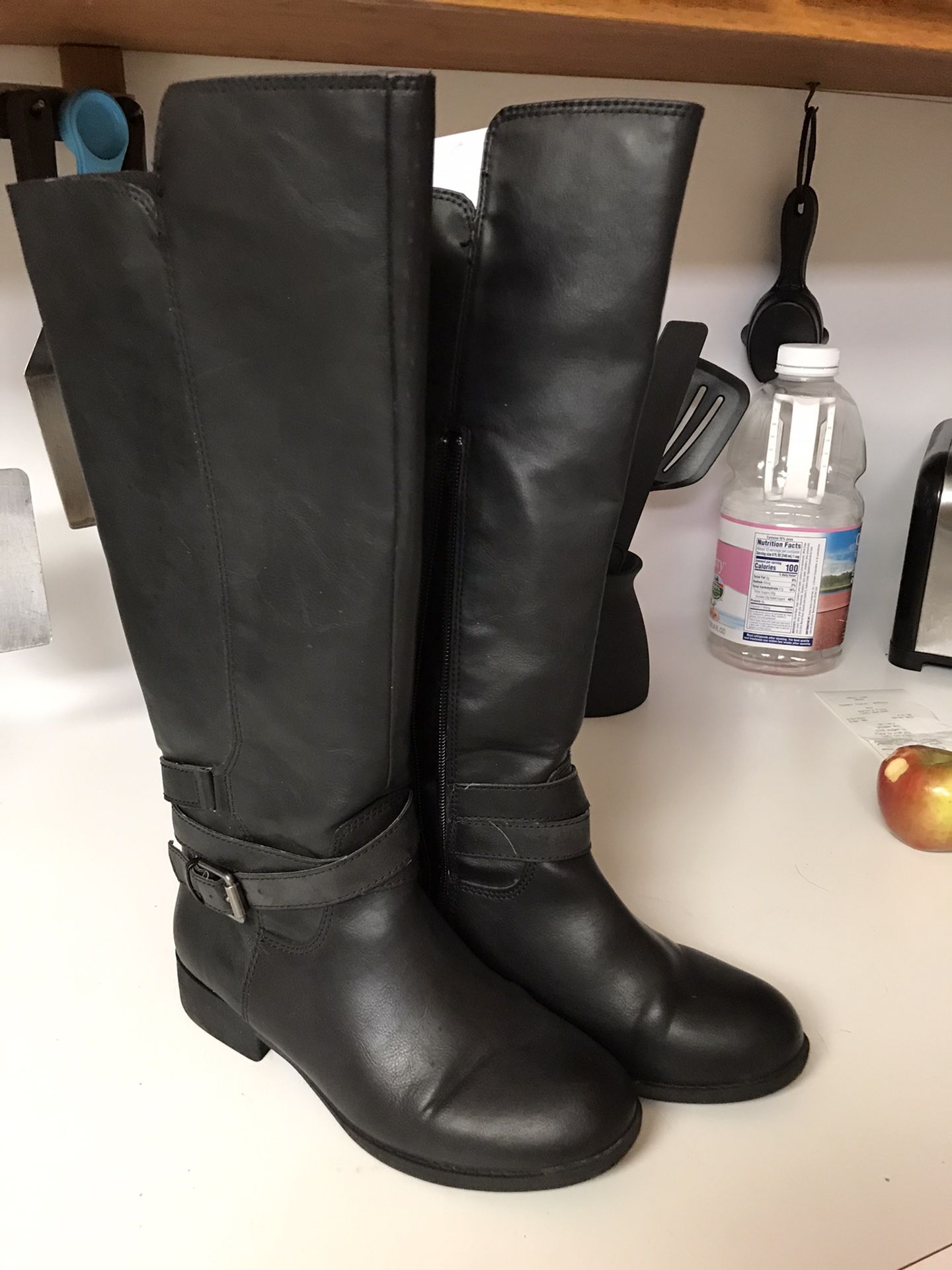 Brand new women’s MIA boots brand new Size 6 medium