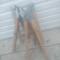 (2) HEAVY DUTY SAW HORSES 1. SET. $20