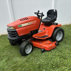 Scotts S2048 Tractor W/ 48in Mower Deck