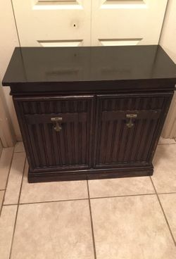 Old dry bar very nice