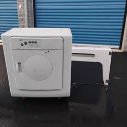 Limited Space Clothes Dryer