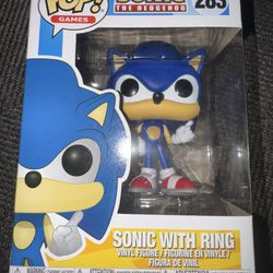 Funko Pop! ‘Games’ #283 Sonic the Hedgehog with Ring Vinyl Figure NWT