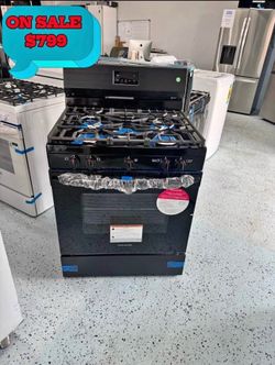 Frigidaire Gas Stove - $10 Down Payment - Delivery Same Day