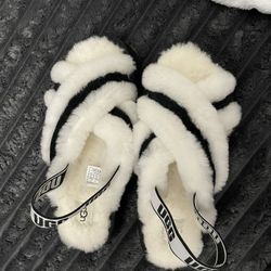 Ugg Slippers 