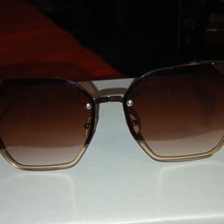 Ladies sun glasses